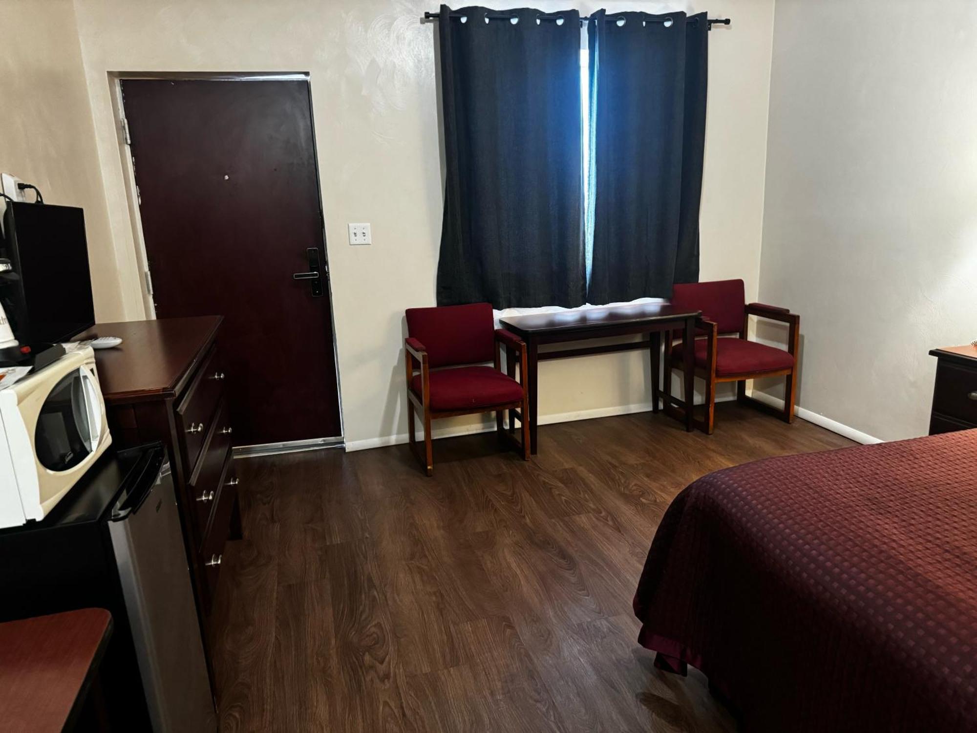 Heritage Inn Uniontown Bagian luar foto